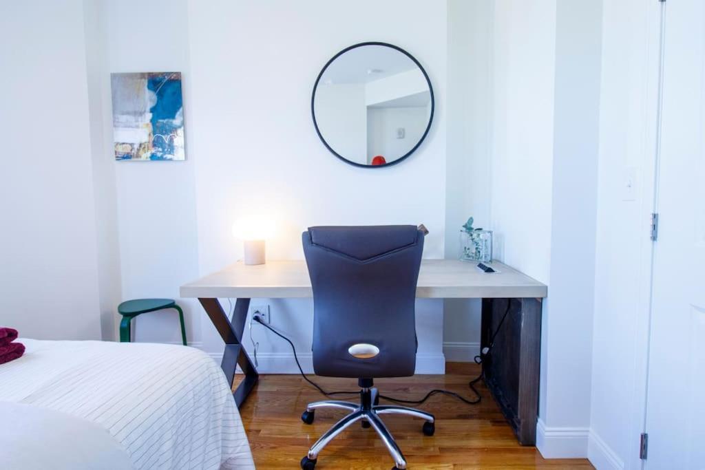 Апартаменты 4Br 1,5Bh Sunny Apt In Roxbury Бостон Экстерьер фото